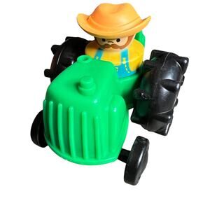Vintage Fisher‎ Price Little People Green Tractor w/ Farmer Figure 1995